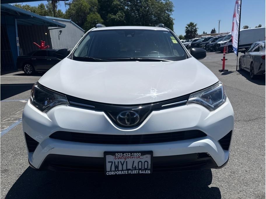 Toyota RAV4  2017