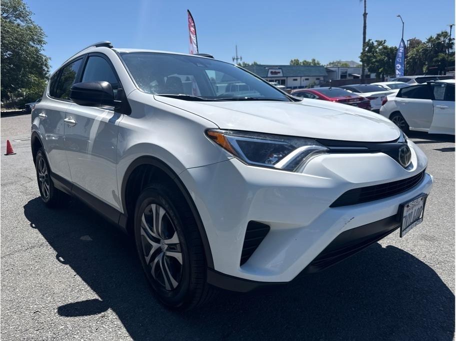 Toyota RAV4  2017