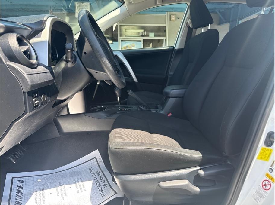Toyota RAV4  2017