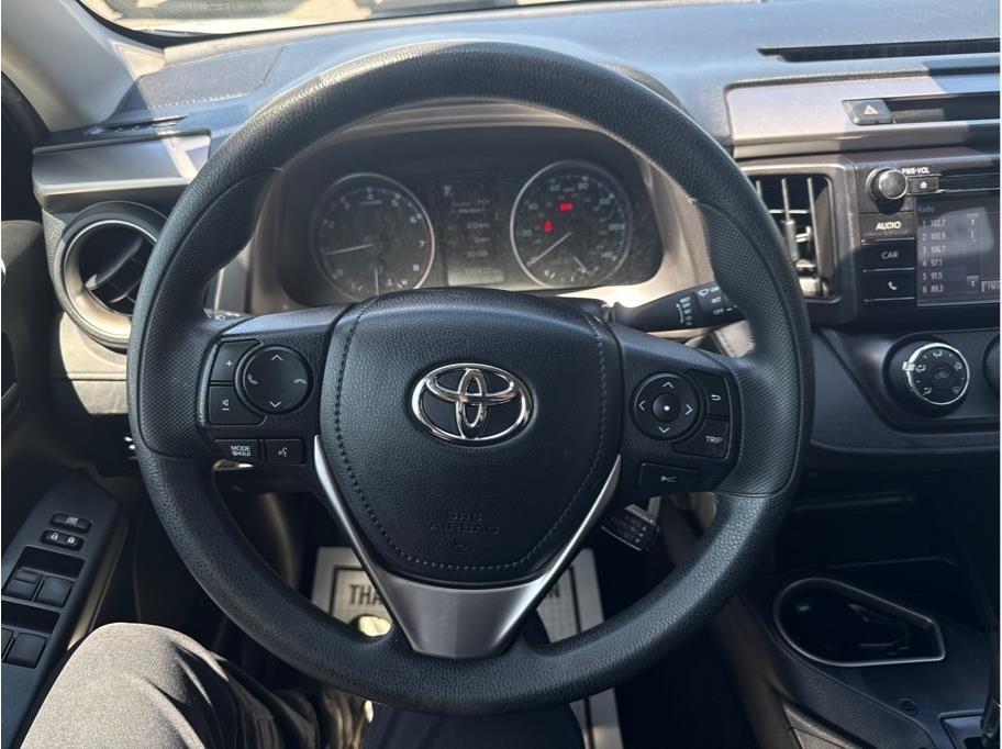 Toyota RAV4  2017