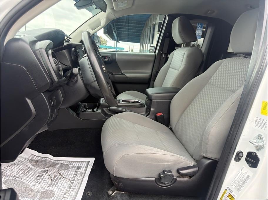 Toyota Tacoma SR5 Access Cab I4 6AT 2WD 2023