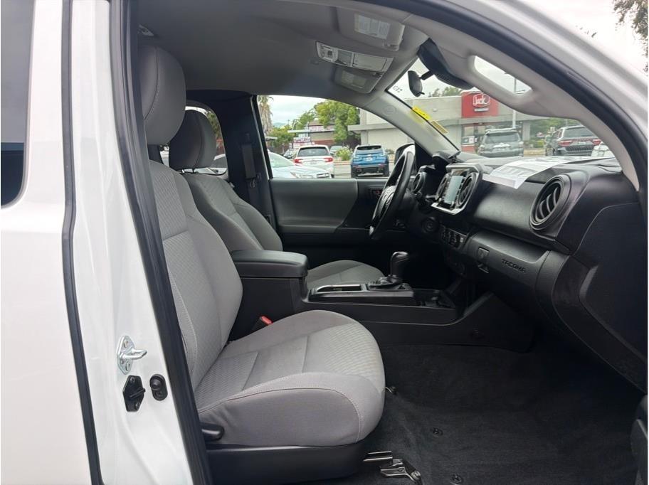 Toyota Tacoma SR5 Access Cab I4 6AT 2WD 2023