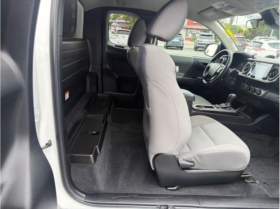 Toyota Tacoma SR5 Access Cab I4 6AT 2WD 2023
