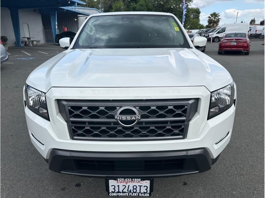 Nissan Frontier SV Crew Cab 2WD 2023