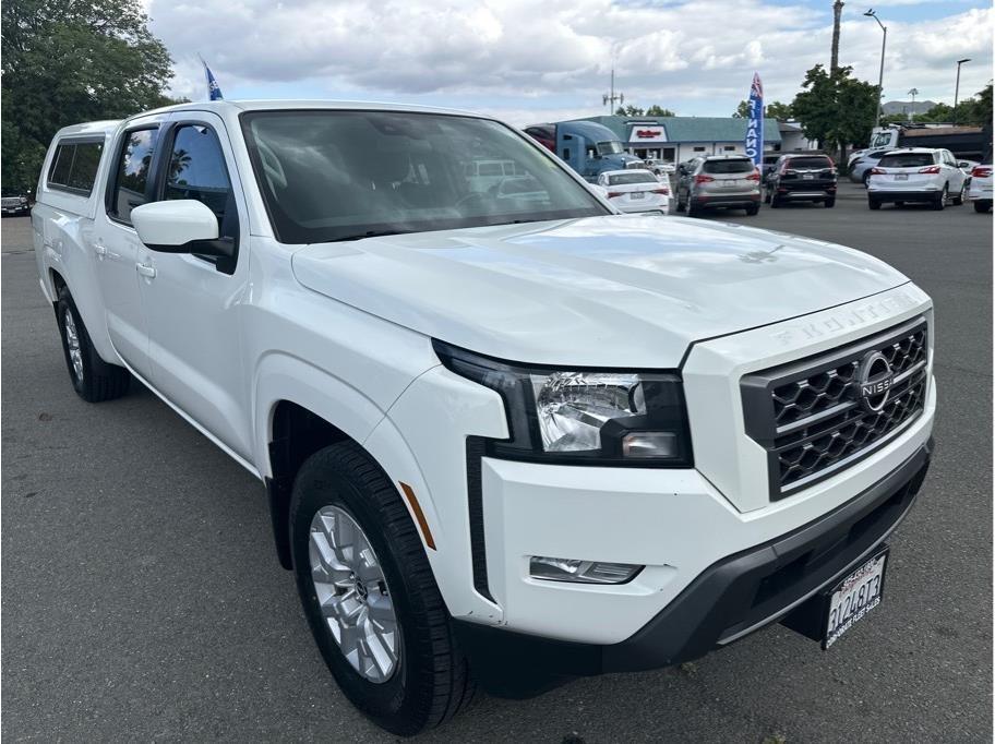 Nissan Frontier SV Crew Cab 2WD 2023