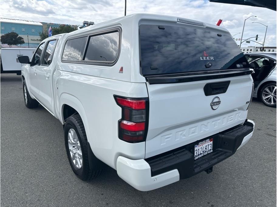 Nissan Frontier SV Crew Cab 2WD 2023