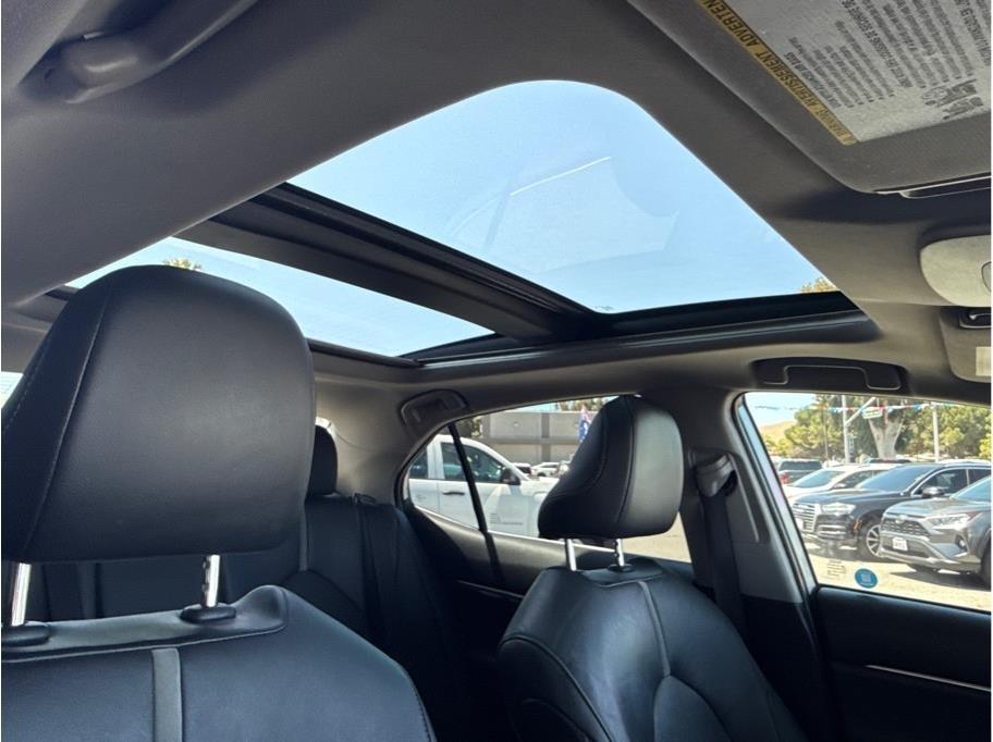 Toyota Camry XSE 2021