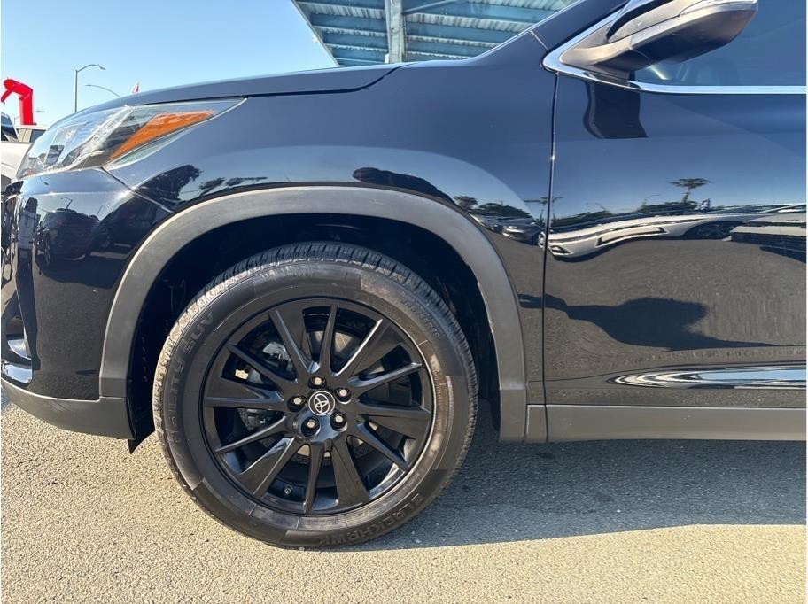 Toyota Highlander SE FWD V6 2019