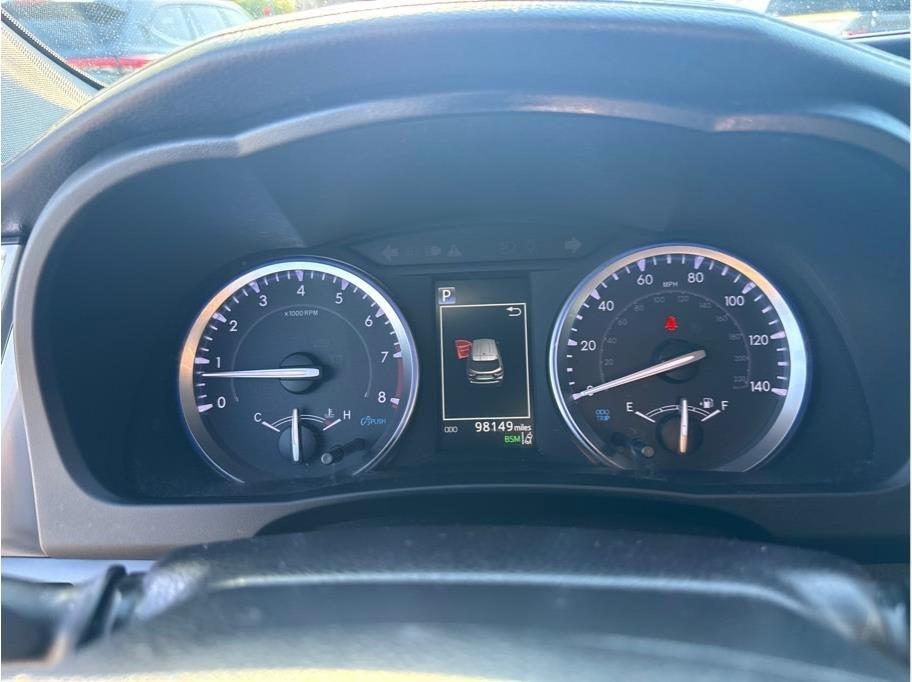 Toyota Highlander SE FWD V6 2019