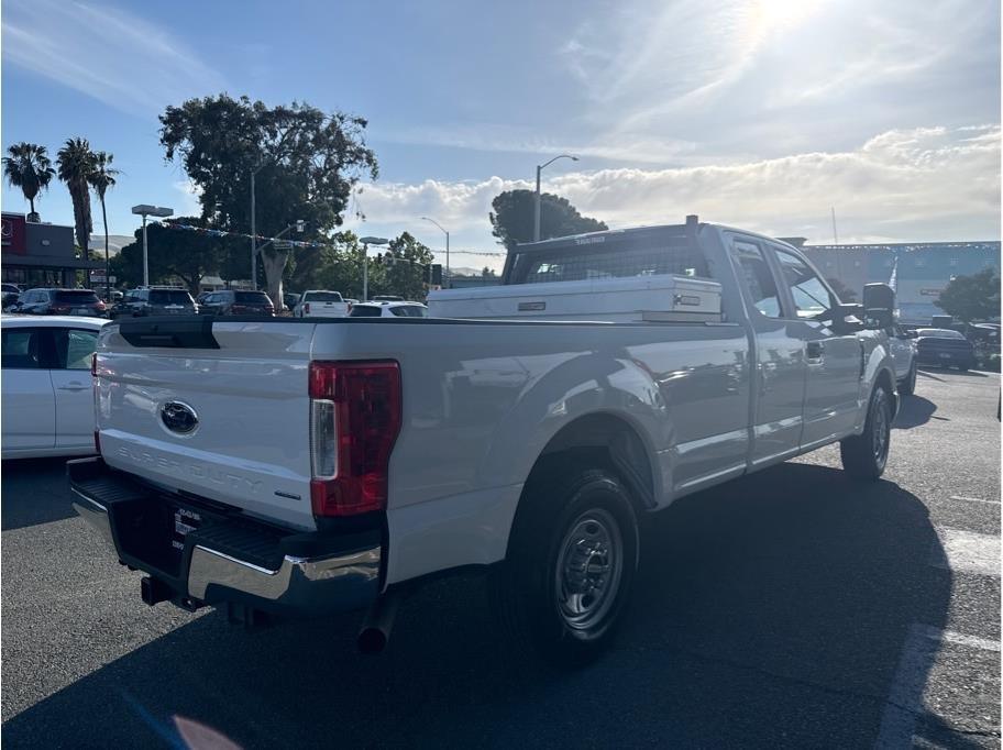 Ford F-250 SD XL SuperCab 2WD 2019