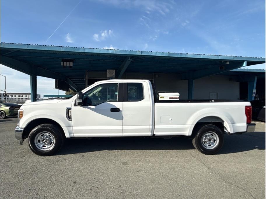 Ford F-250 SD XL SuperCab 2WD 2019