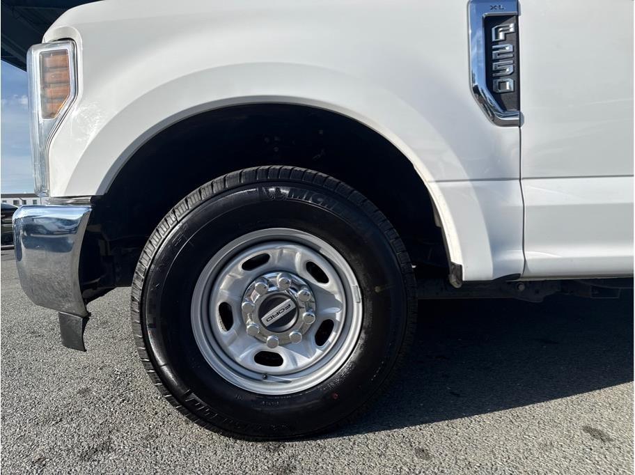 Ford F-250 SD XL SuperCab 2WD 2019