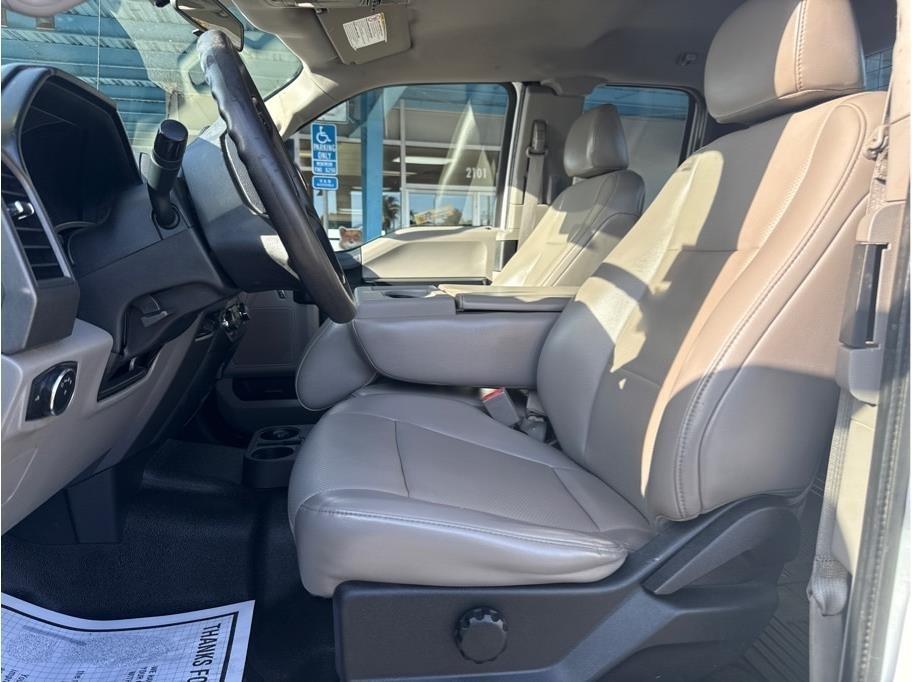 Ford F-250 SD XL SuperCab 2WD 2019