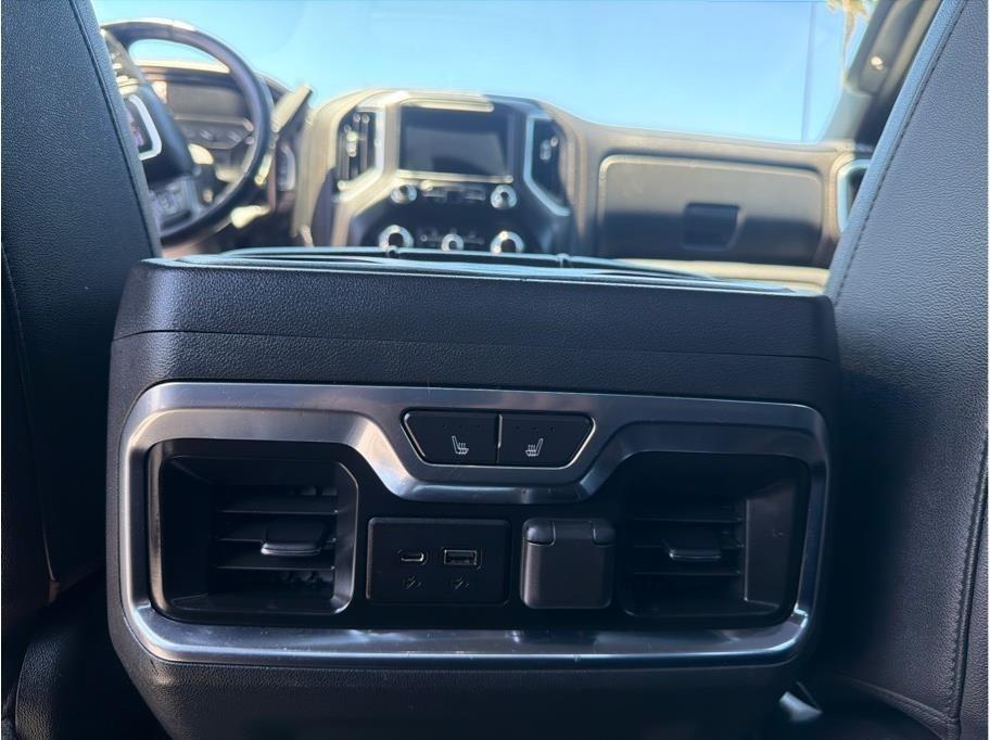 GMC Sierra 1500 AT4 Crew Cab Long Box 4WD 2019