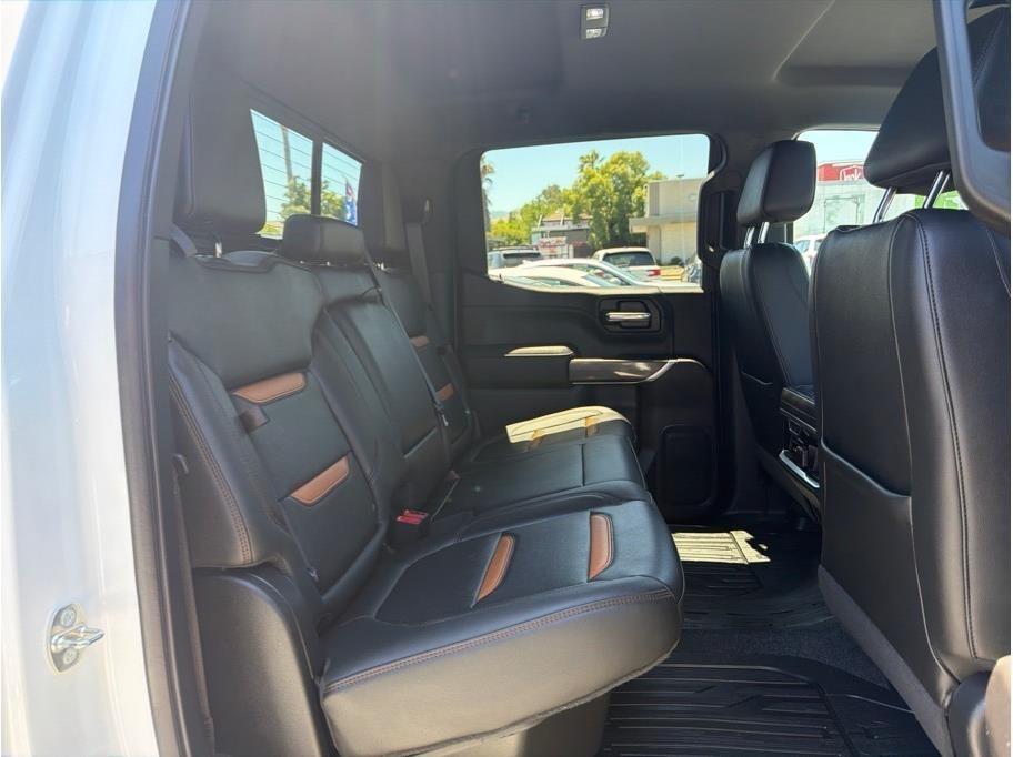 GMC Sierra 1500 AT4 Crew Cab Long Box 4WD 2019