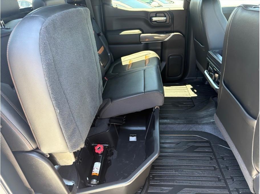GMC Sierra 1500 AT4 Crew Cab Long Box 4WD 2019