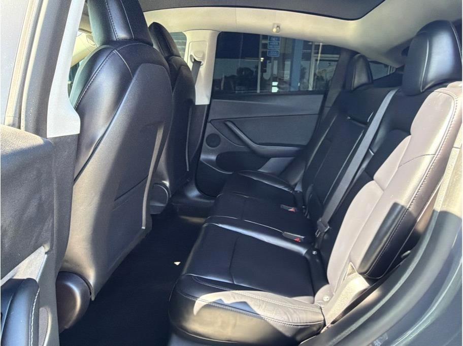 Tesla Model Y Performance 2022