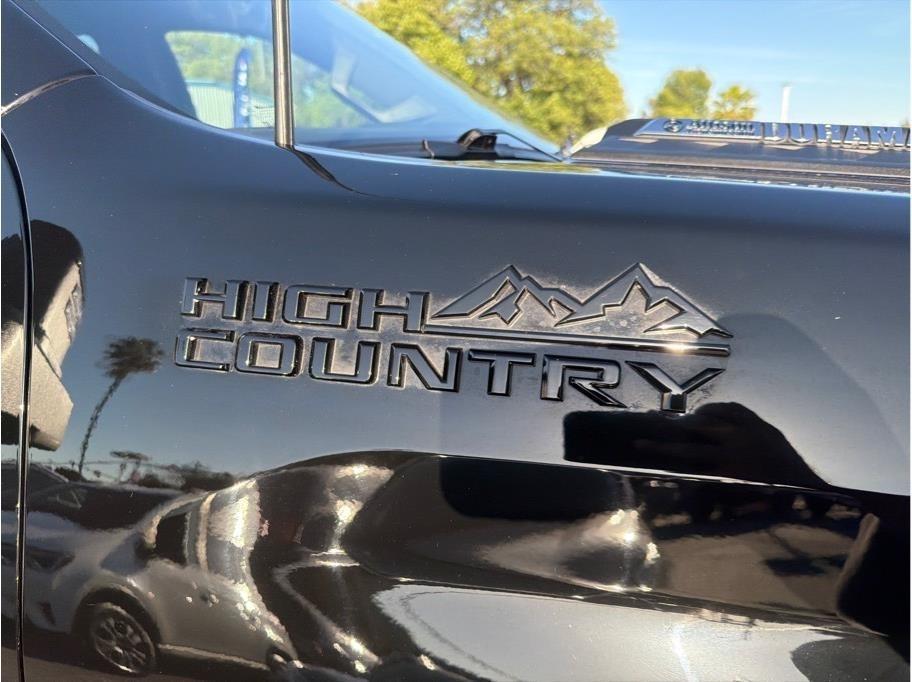 Chevrolet Silverado 3500HD High Country Crew Cab 4WD 2024