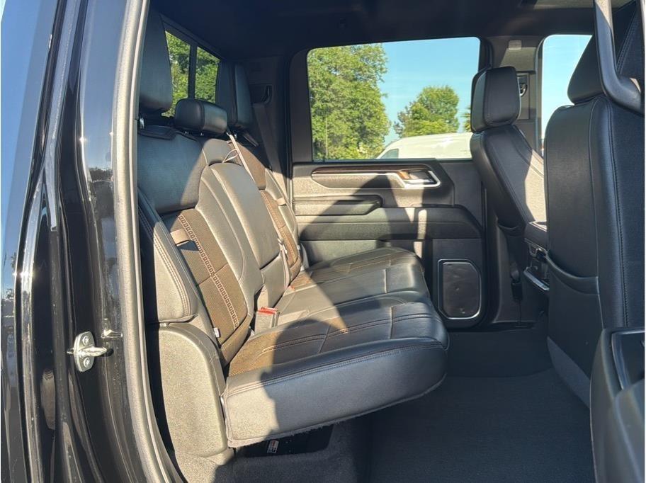 Chevrolet Silverado 3500HD High Country Crew Cab 4WD 2024
