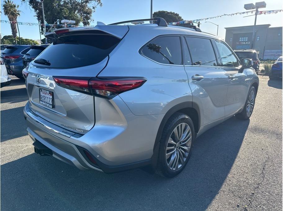 Toyota Highlander Platinum AWD V6 2021