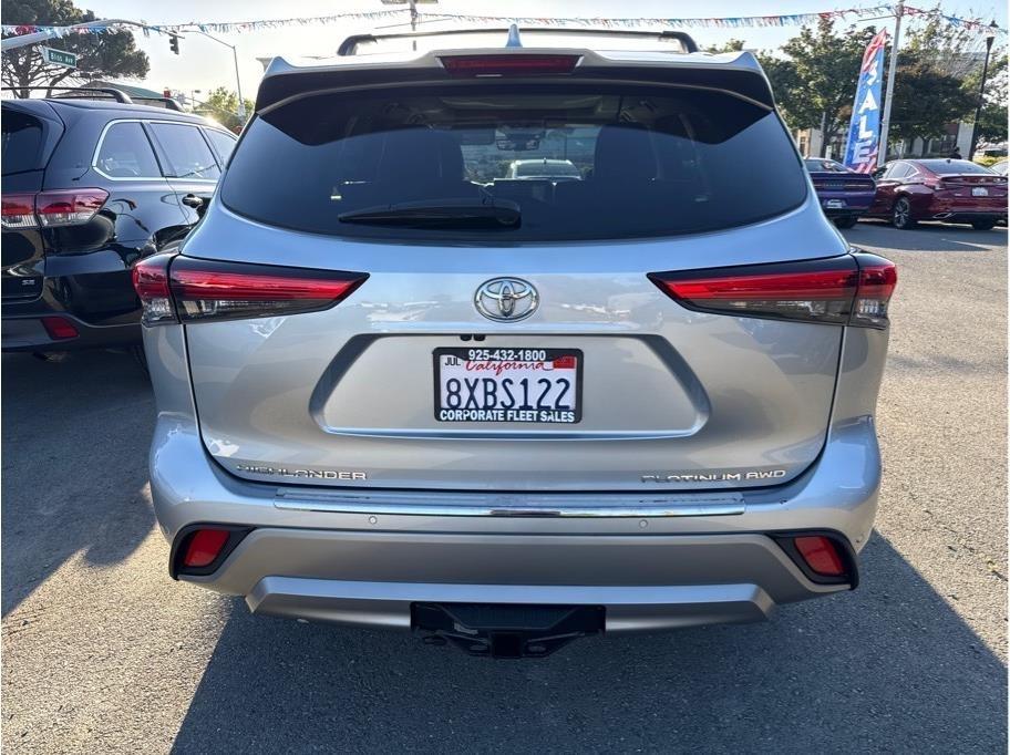Toyota Highlander Platinum AWD V6 2021