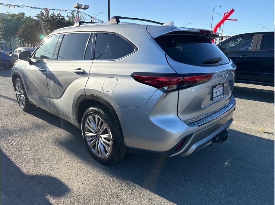 Toyota Highlander Platinum AWD V6 2021