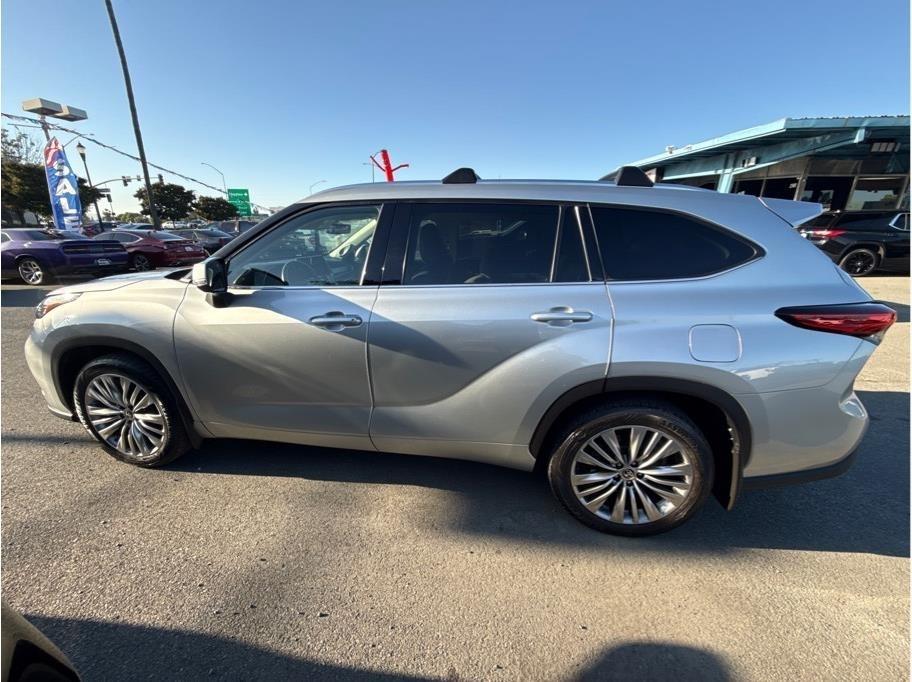 Toyota Highlander Platinum AWD V6 2021
