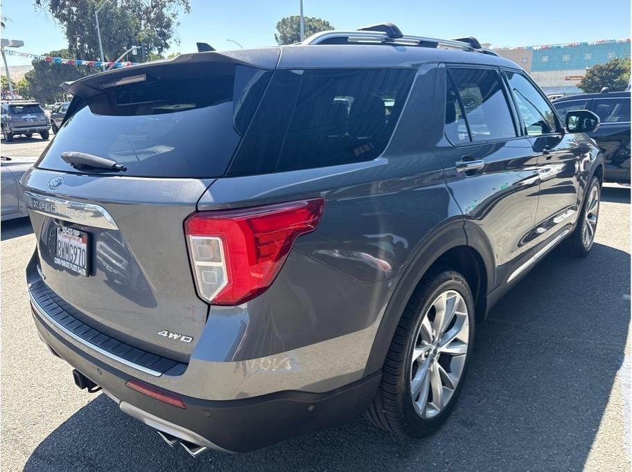 Ford Explorer Platinum AWD 2021