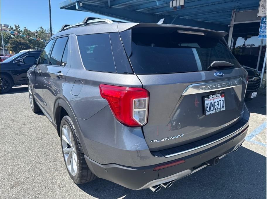 Ford Explorer Platinum AWD 2021