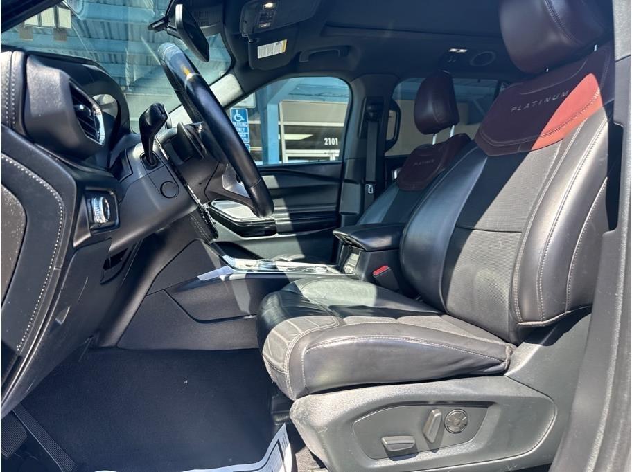 Ford Explorer Platinum AWD 2021