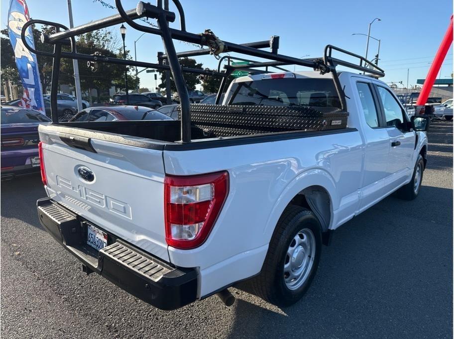 Ford F-150 XL SuperCab 8-ft. 2WD 2022