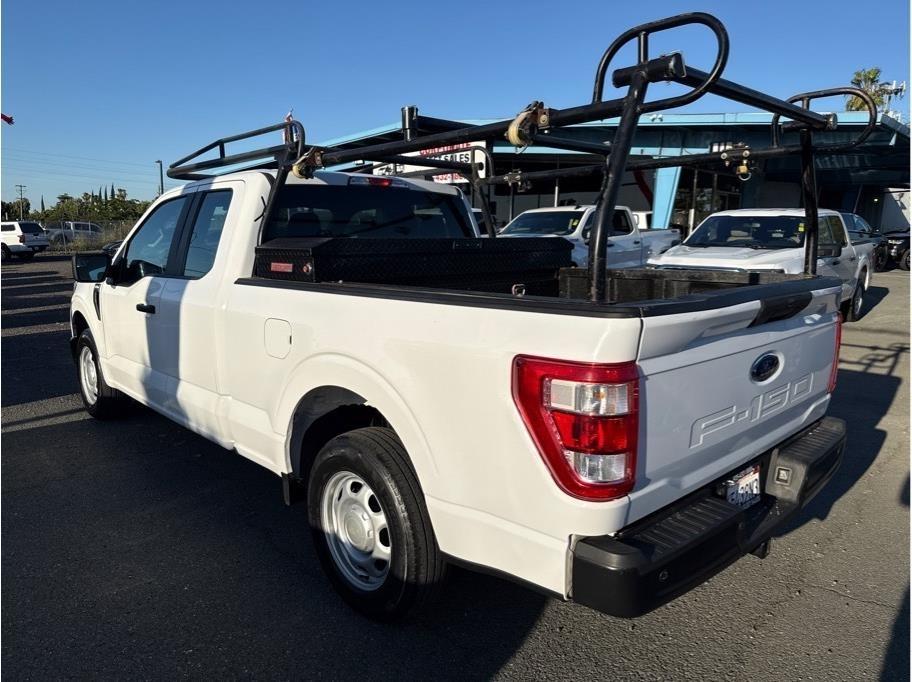 Ford F-150 XL SuperCab 8-ft. 2WD 2022