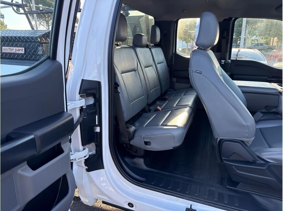 Ford F-150 XL SuperCab 8-ft. 2WD 2022