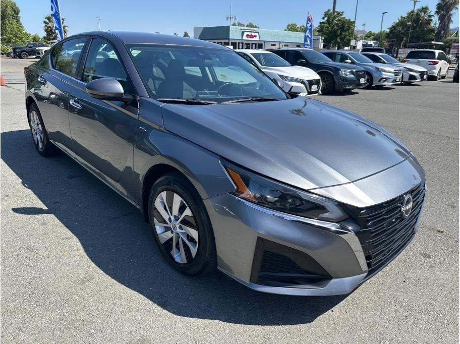 Nissan Altima 2.5 S 2023