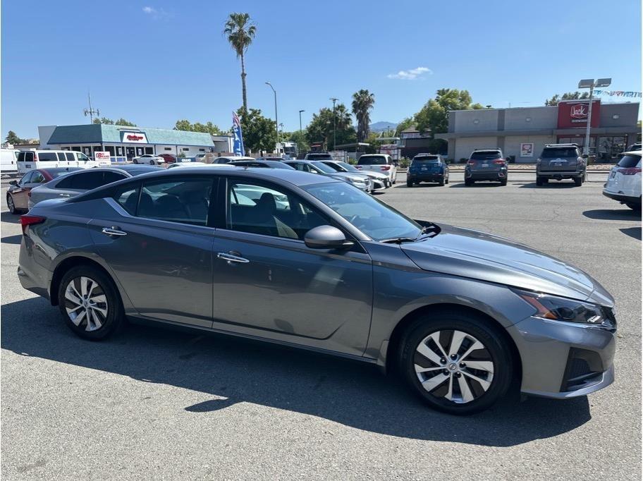 Nissan Altima 2.5 S 2023