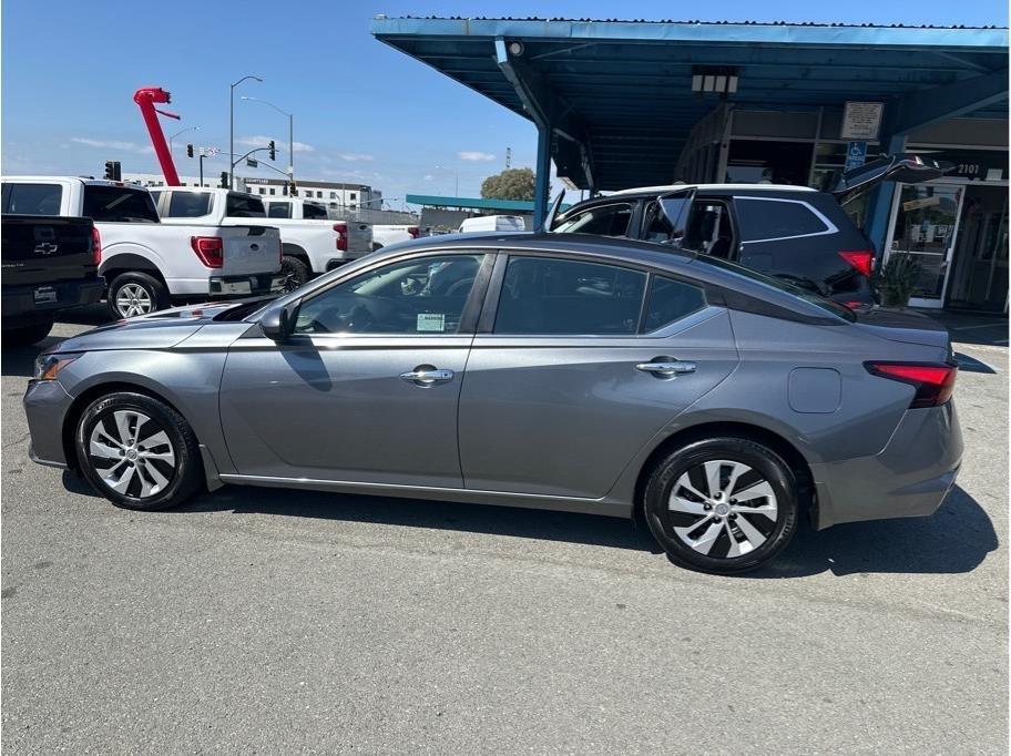 Nissan Altima 2.5 S 2023