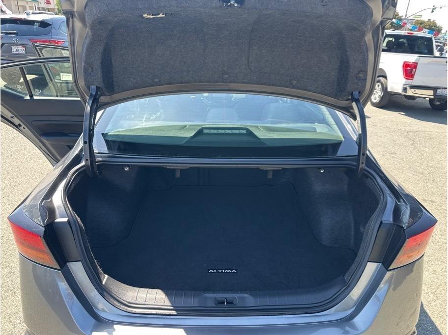 Nissan Altima 2.5 S 2023