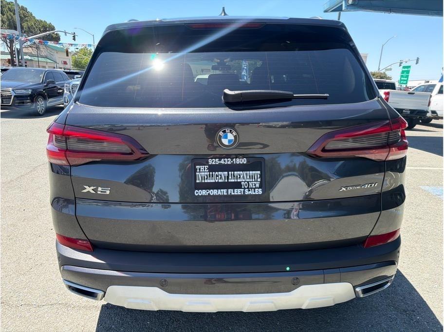 BMW X5 xDrive40i 2021