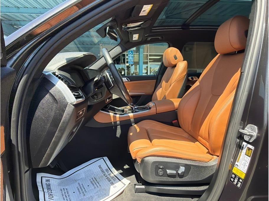BMW X5 xDrive40i 2021