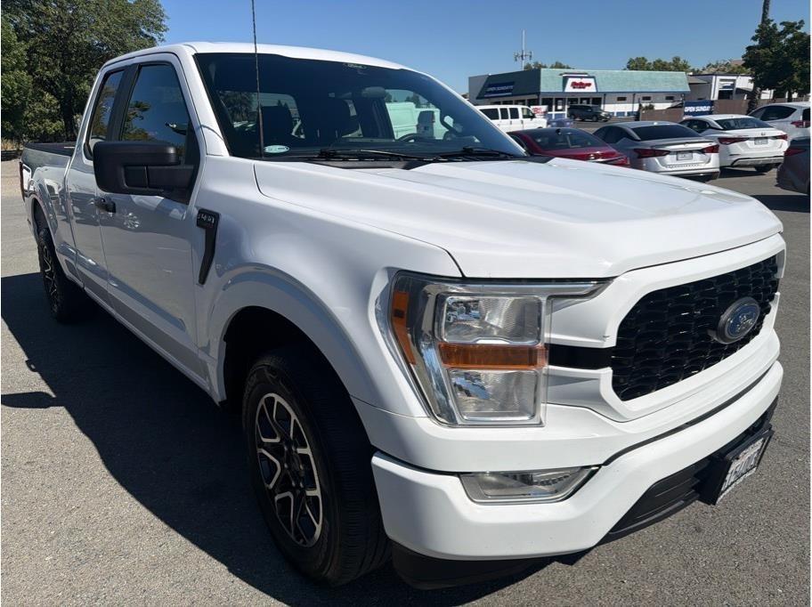 Ford F-150 XL SuperCab 8-ft. 2WD 2021