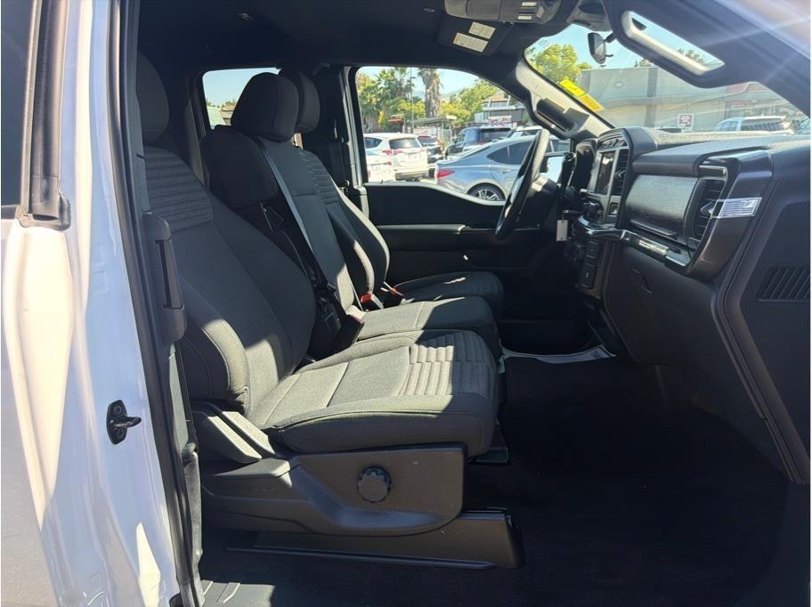 Ford F-150 XL SuperCab 8-ft. 2WD 2021