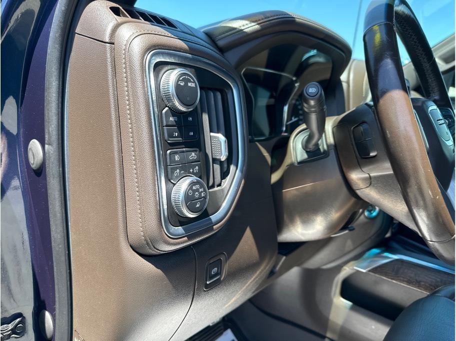 GMC Sierra 3500HD Denali Crew Cab 4WD 2022