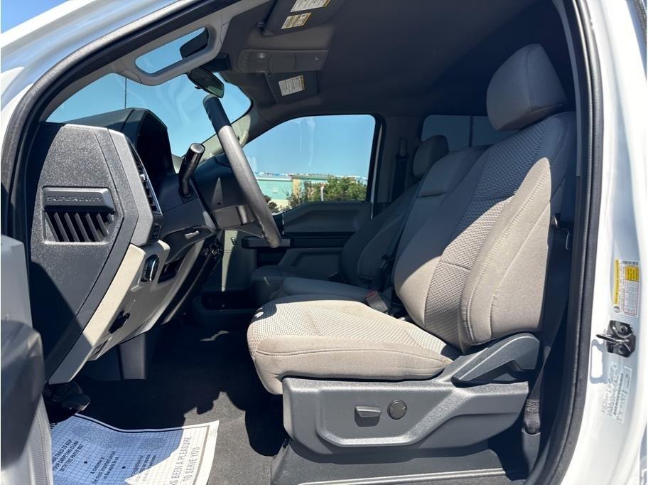 Ford F-250 SD XLT Crew Cab 4WD 2022