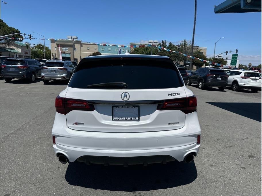 Acura MDX  2020