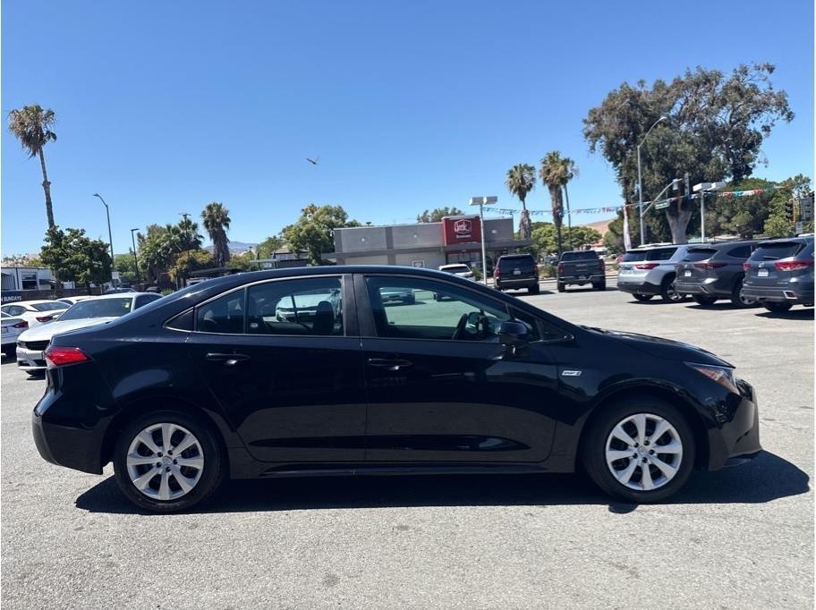 Toyota Corolla LE 2024