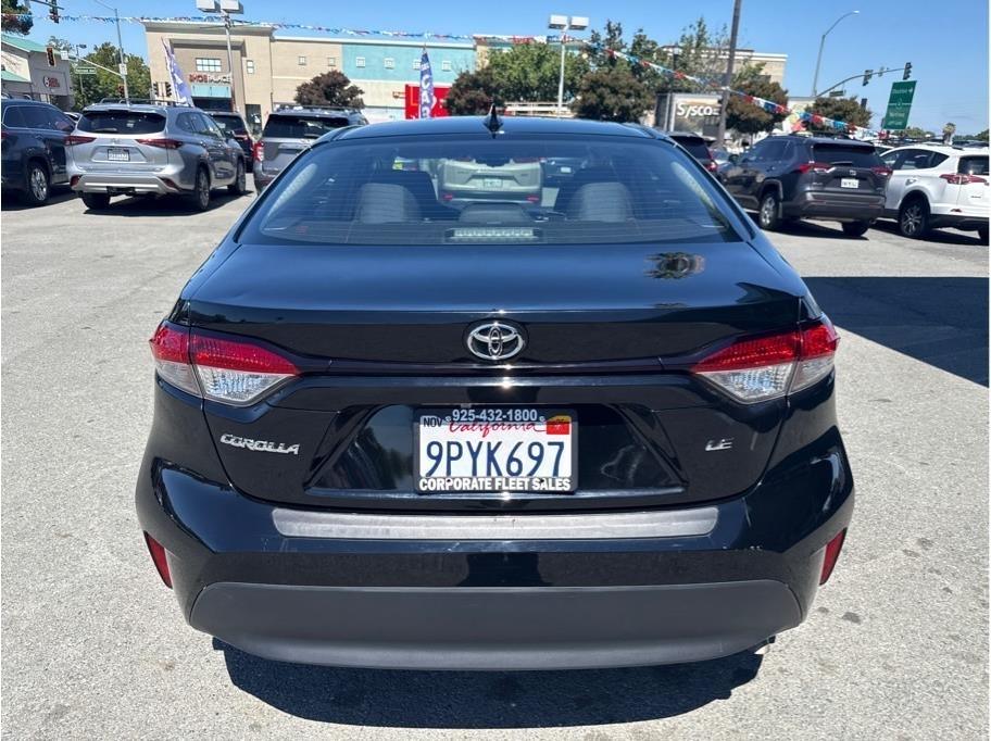 Toyota Corolla LE 2024