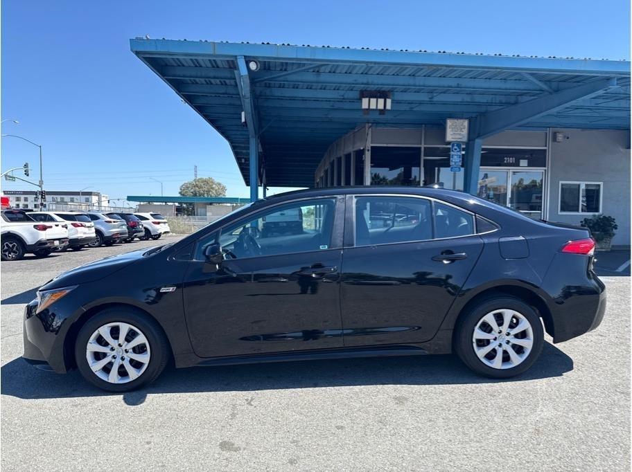 Toyota Corolla LE 2024