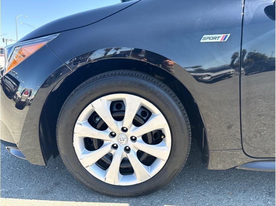 Toyota Corolla LE 2024
