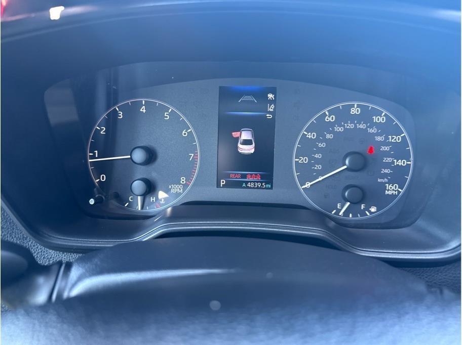 Toyota Corolla LE 2024