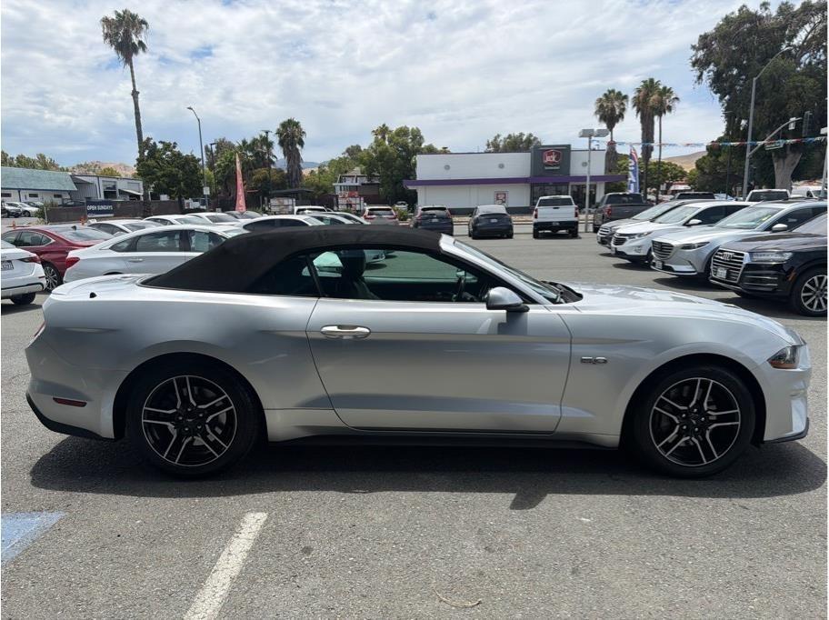 Ford Mustang  2019